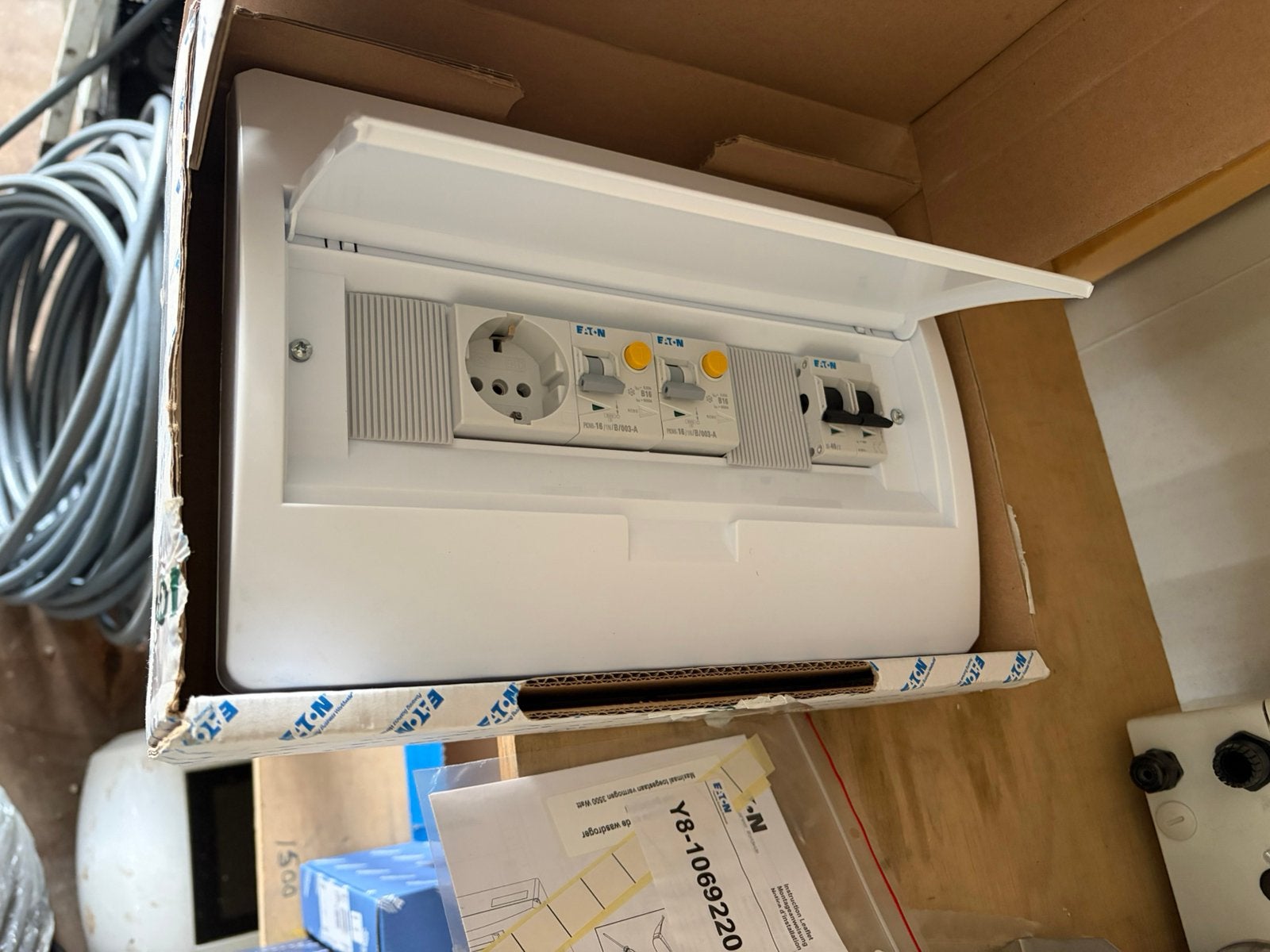 PV verdeler Eaton nieuw 2101000, Ophalen of Verzenden