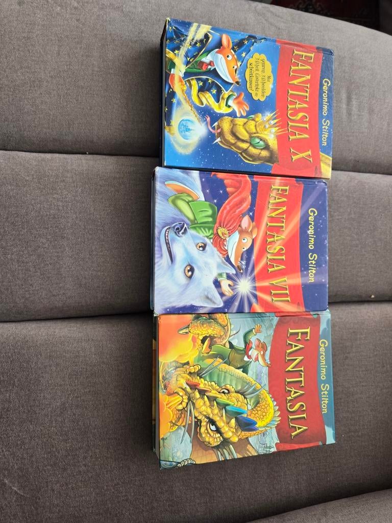 Kinderboeken FAntasia en THea stilton, Ophalen, Zo goed als nieuw, Verhalen