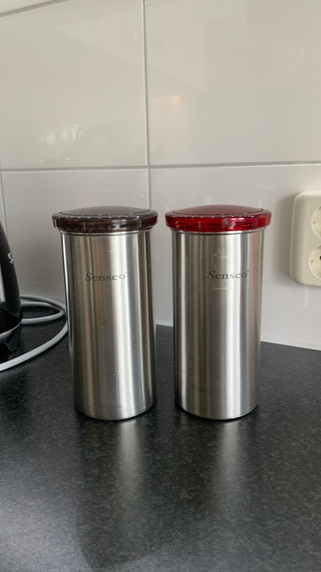Senseo koffiepads bussen 2 stuks, Huis en Inrichting, Keuken | Keukenbenodigdheden, Zilver, Ophalen of Verzenden, Metaal, Brabantia