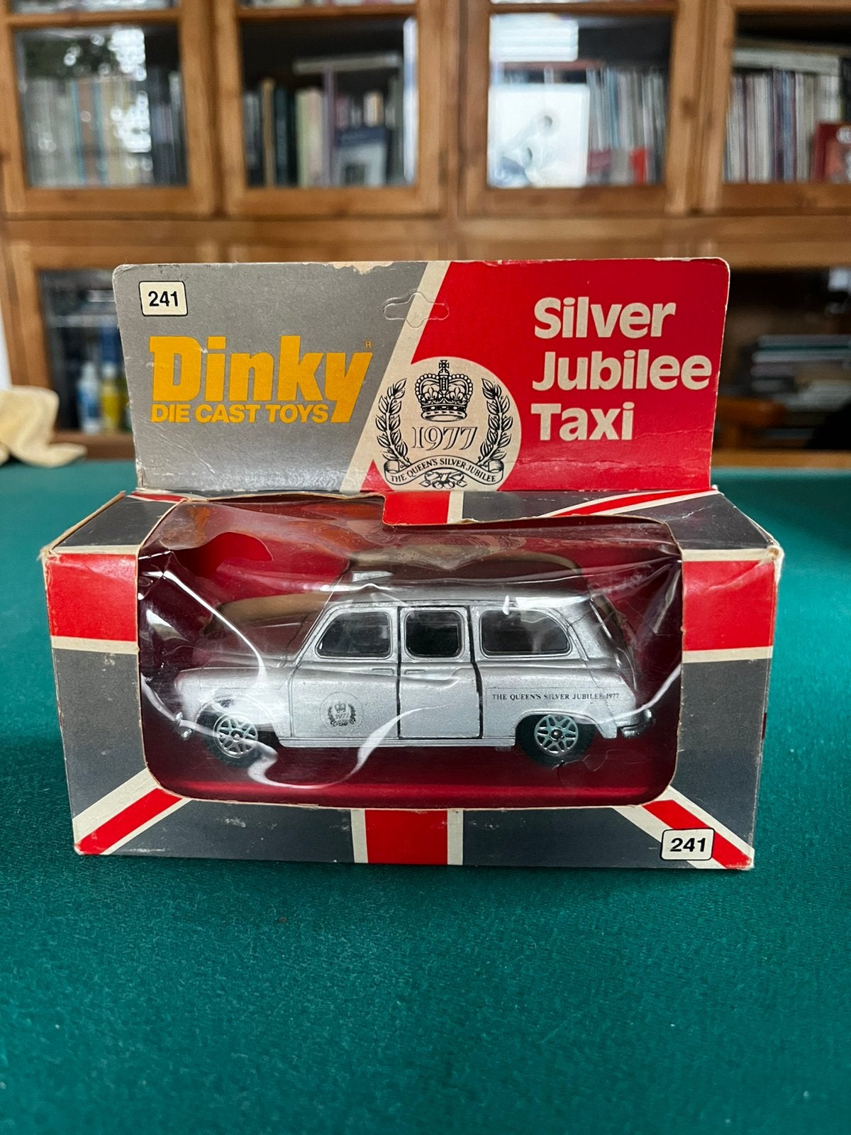 Dinky toys taxi in verpakking, Verzamelen, Verzenden, Zo goed als nieuw