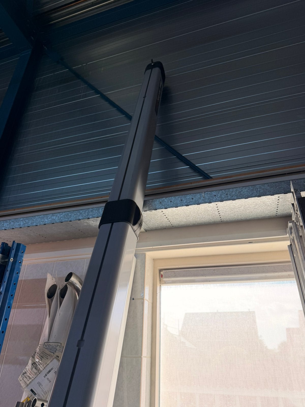 Pipetube rhino, Ophalen, Nieuw