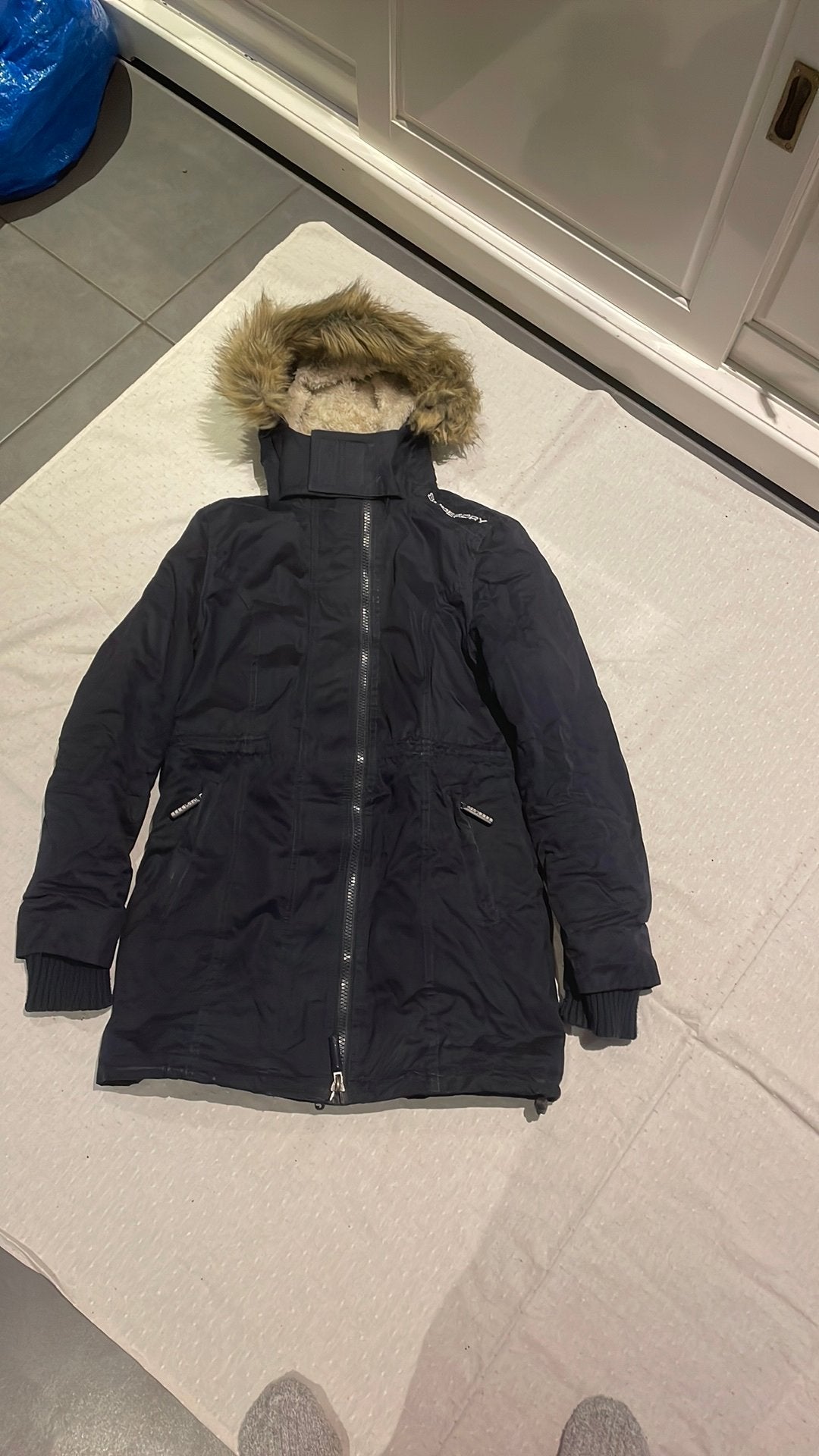Super dry parka maat l, Ophalen of Verzenden, Zo goed als nieuw, Maat 38/40 (M), Zwart