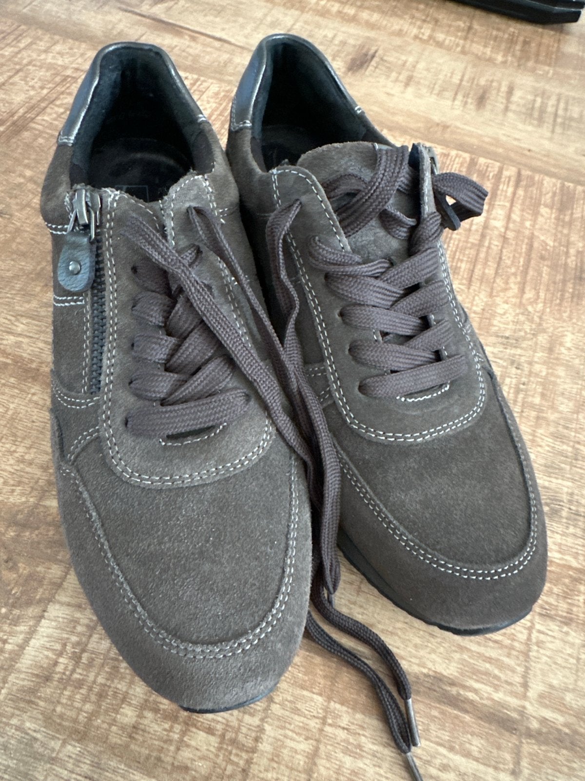 Medicus suède sneakers - Maat 38.5 / 39, Ophalen of Verzenden, Zo goed als nieuw, Bruin, Sneakers of Gympen