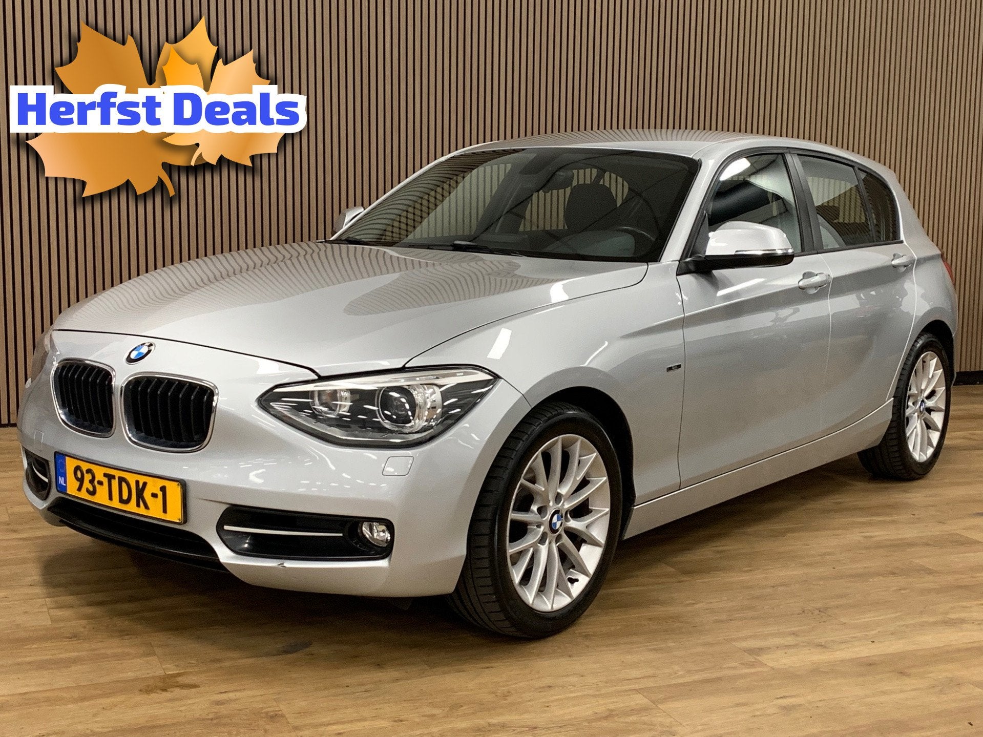 BMW 1-serie 118i Business+|Navigatie|Climate Control|, Auto's, 1-Serie, Gebruikt, Zwart, 4 cilinders