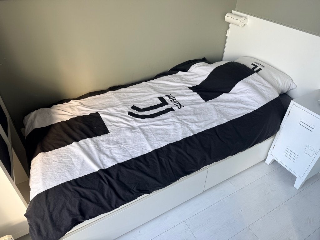Eenpersoonsbed met lades en 7-zone pocketvering matras, Ophalen, Gebruikt, 90 cm, Eenpersoons