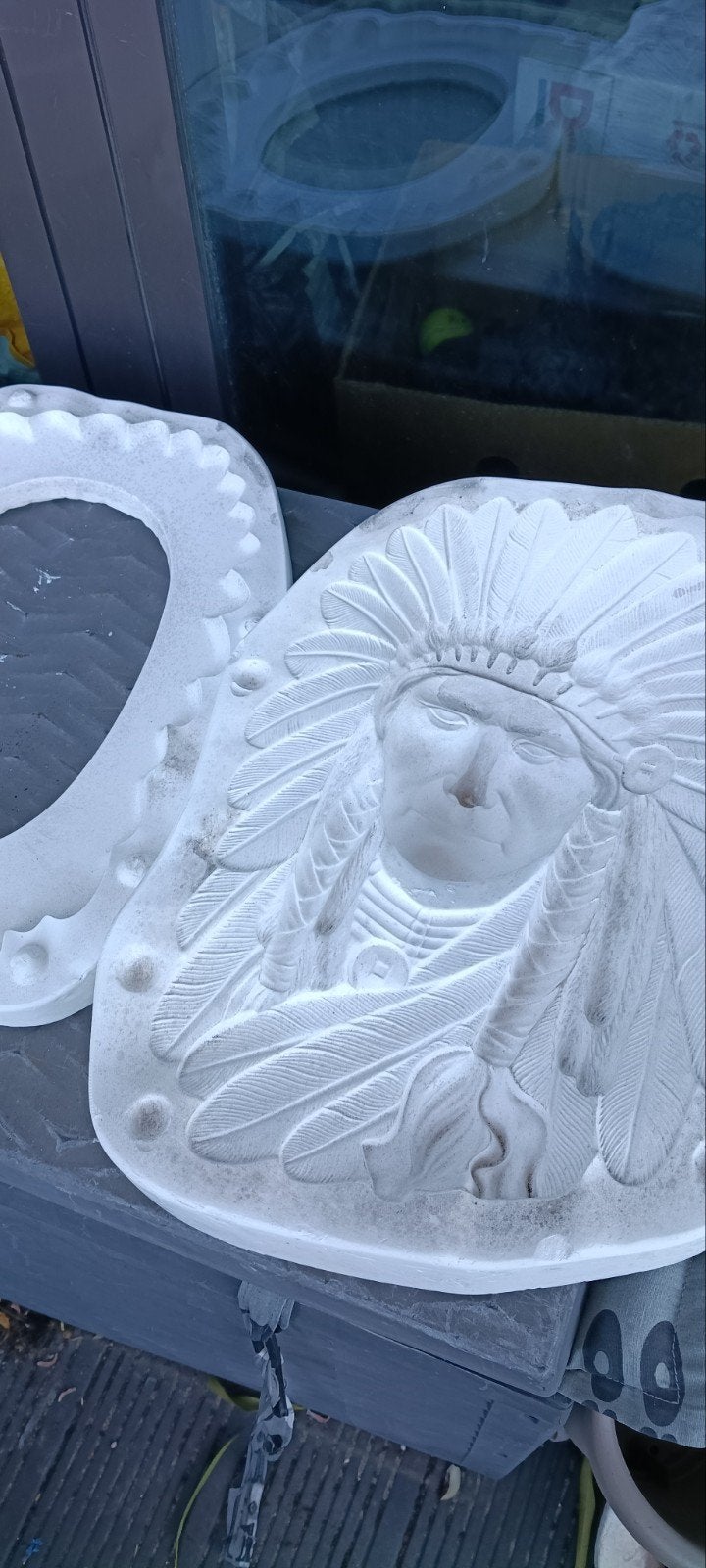 Gipsen mallen voor sculpturen: Indiaan en Engelen, Ophalen