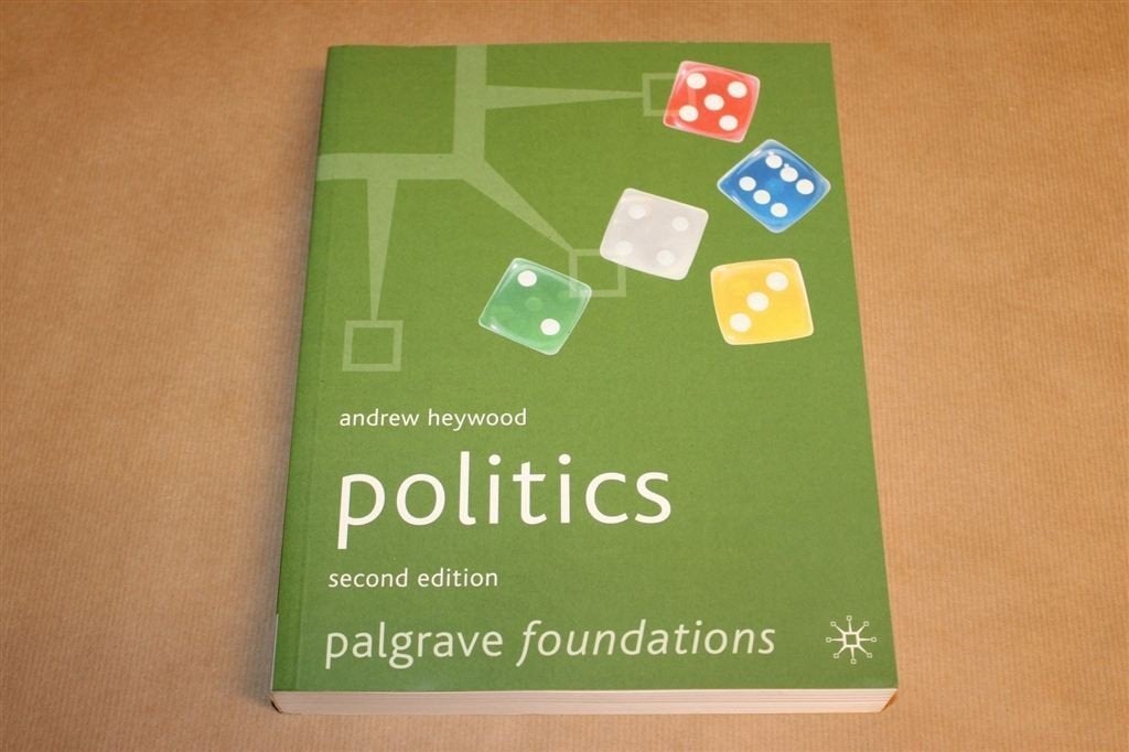 Politics — Heywood, Complete Inleiding Politicologie, Ophalen of Verzenden, Zo goed als nieuw, Nederland