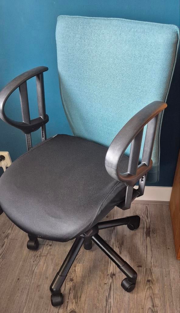 Ergonomische bureaustoel, gratis af te halen, Ophalen, Gebruikt, Zwart, Bureaustoel