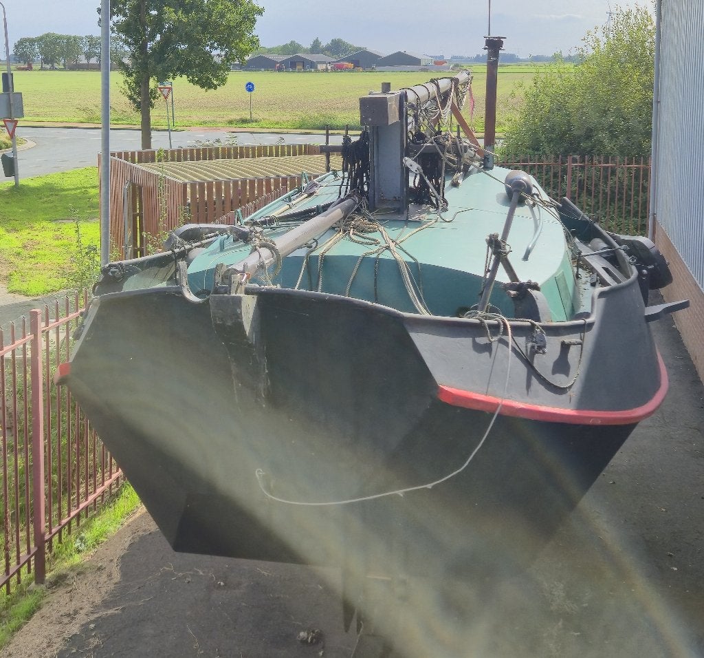 Zeeschouw zoekt handige handen – klassieker met potentie, 16 pk, 9 m, Gebruikt, Binnenboordmotor