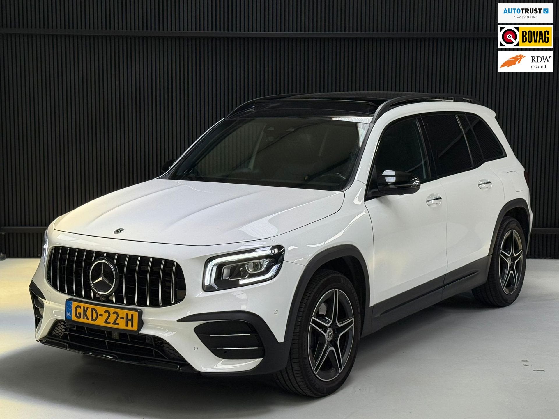 Mercedes-Benz GLB 250 4MATIC AMG|Carbon|Pano|360|Memory|Sfee, Auto's, Mercedes-Benz, Bedrijf, Te koop, GLB, 360° camera, 4x4, ABS