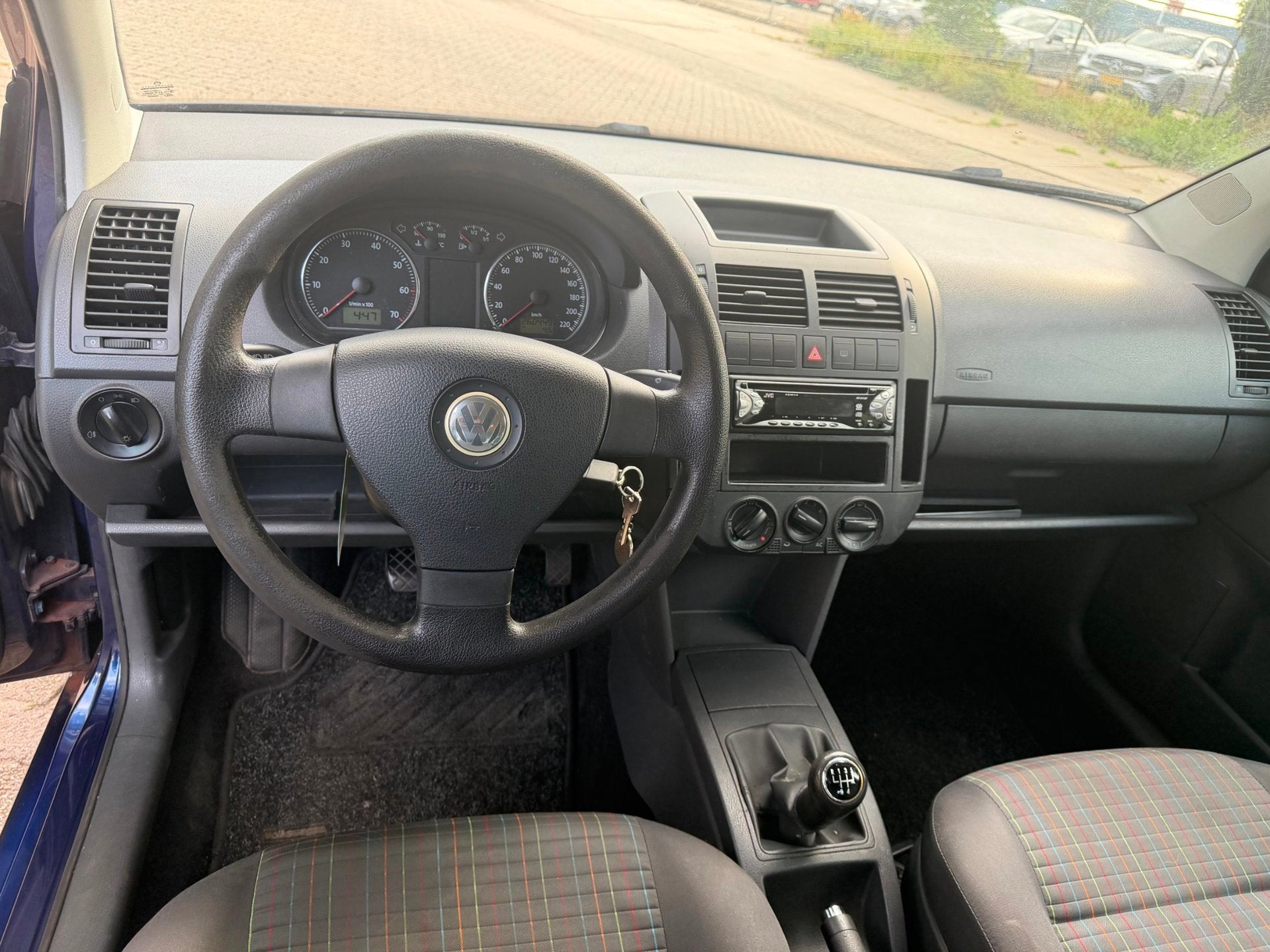 Foto 12 van Volkswagen Polo 1.2 Optive