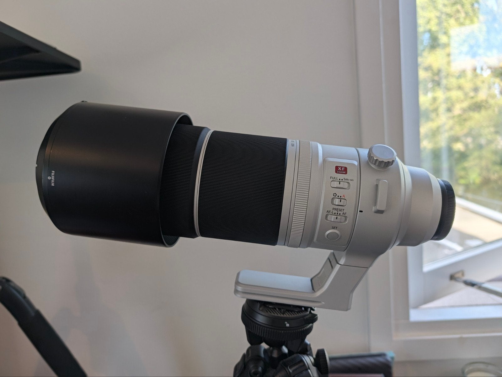 Fujifilm Fujinon XF 150-600mm f/5.6-8 R LM OIS WR Telelens, Audio, Tv en Foto, Fujifilm, Zo goed als nieuw, Zonnekap, Fujifilm X-mount