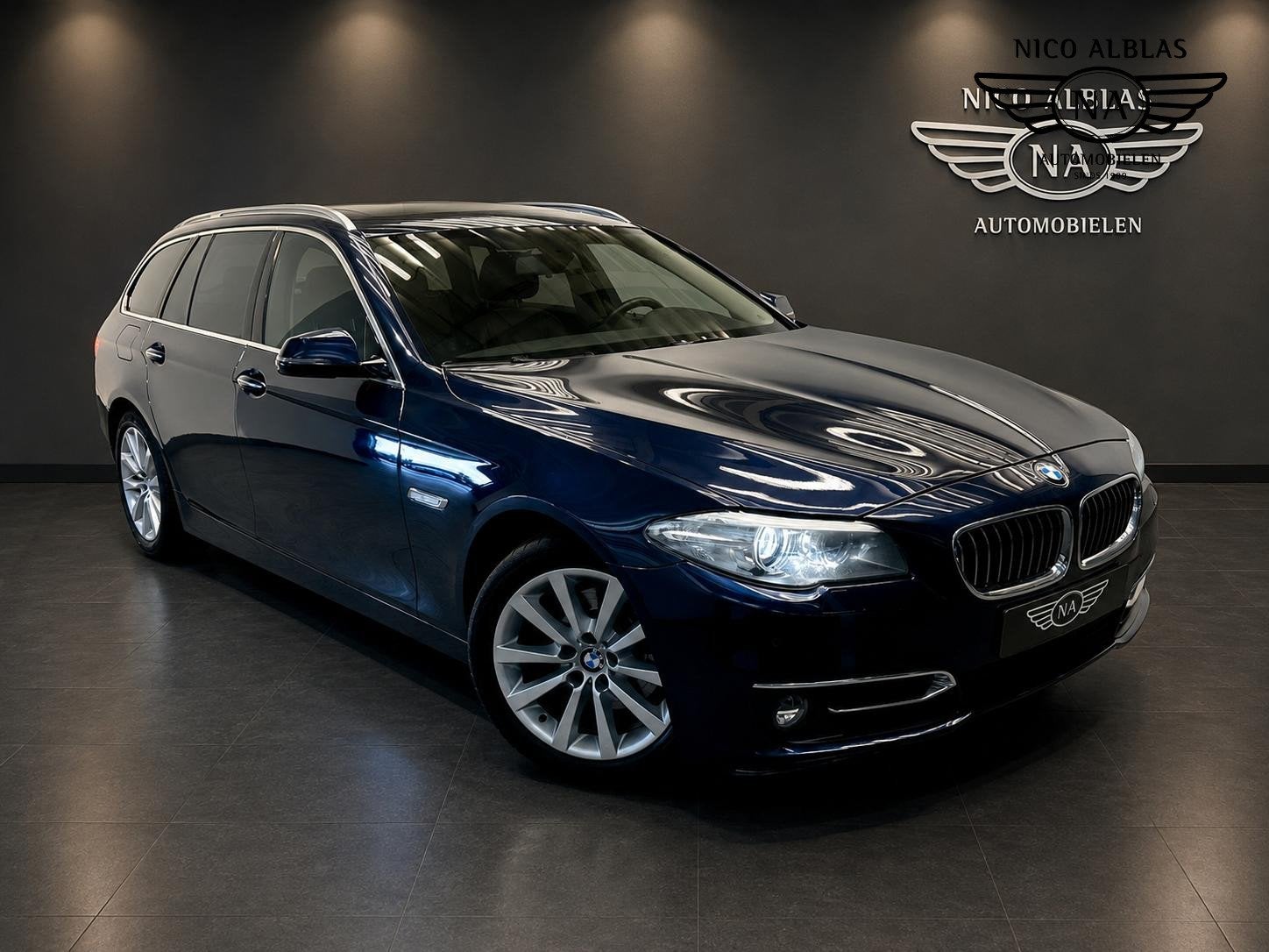 BMW 5-serie Touring 520i Last Minute Edition, Auto's, BMW, Automaat, Gebruikt, 4 cilinders, 2000 kg