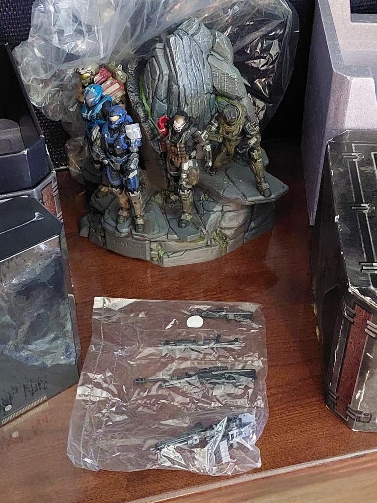 Xbox 360 Limited Edition Halo Reach Console, Spelcomputers en Games, Spelcomputers | Xbox 360, Ophalen of Verzenden, Zo goed als nieuw