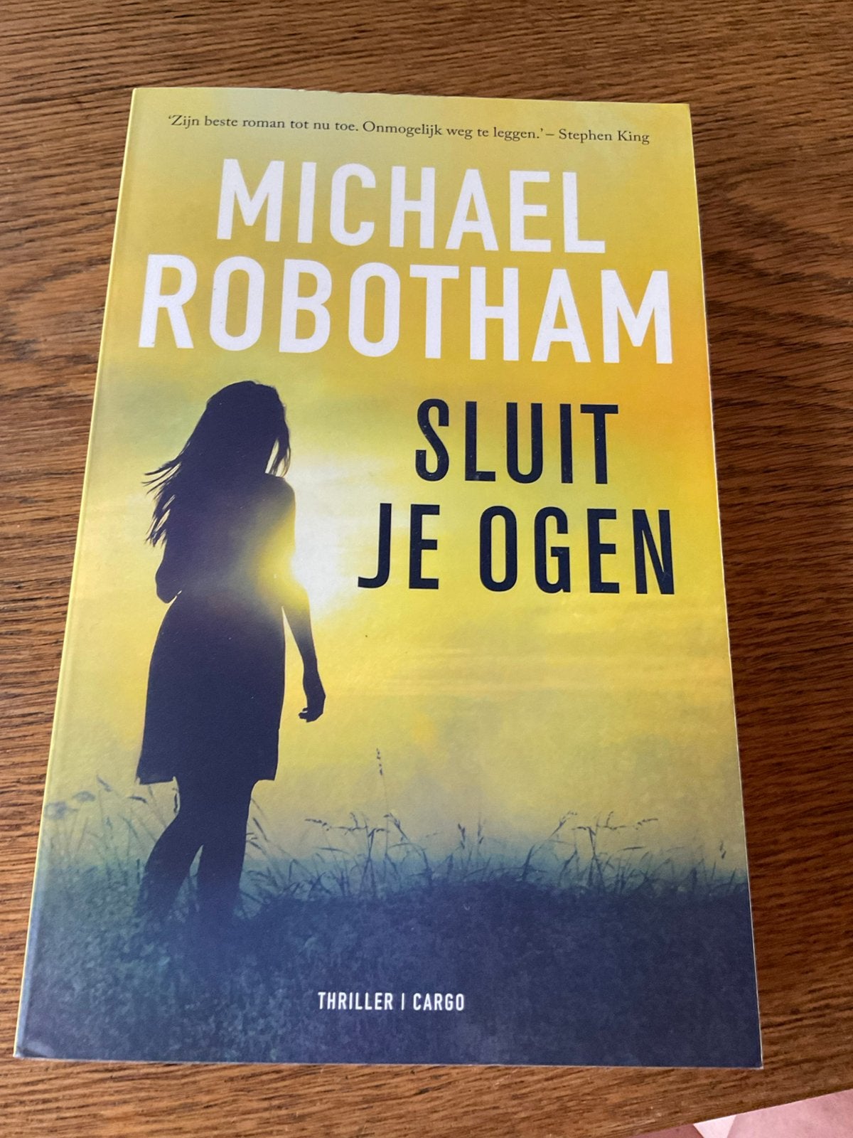 Michael Robotham - Sluit je ogen, Boeken, Ophalen of Verzenden, Zo goed als nieuw, Michael Robotham