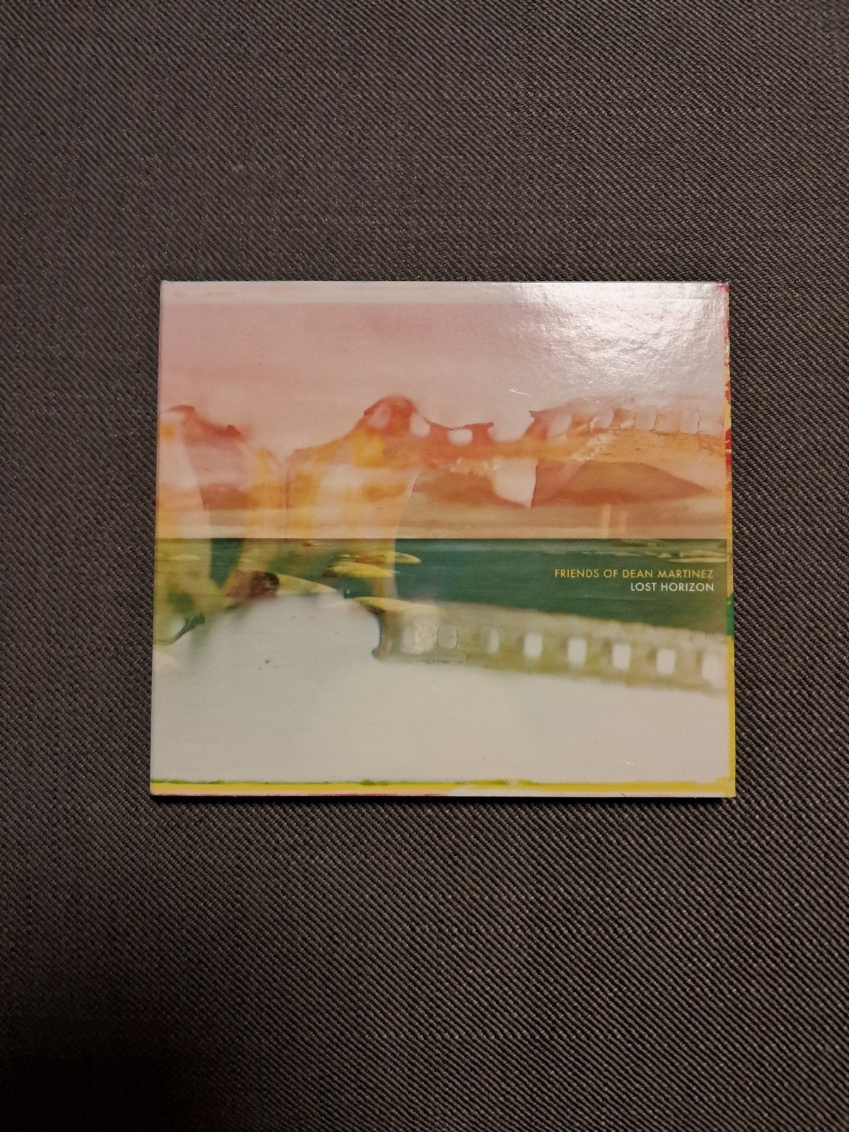 Friends of dean martinez: lost horizon, Verzenden, Zo goed als nieuw