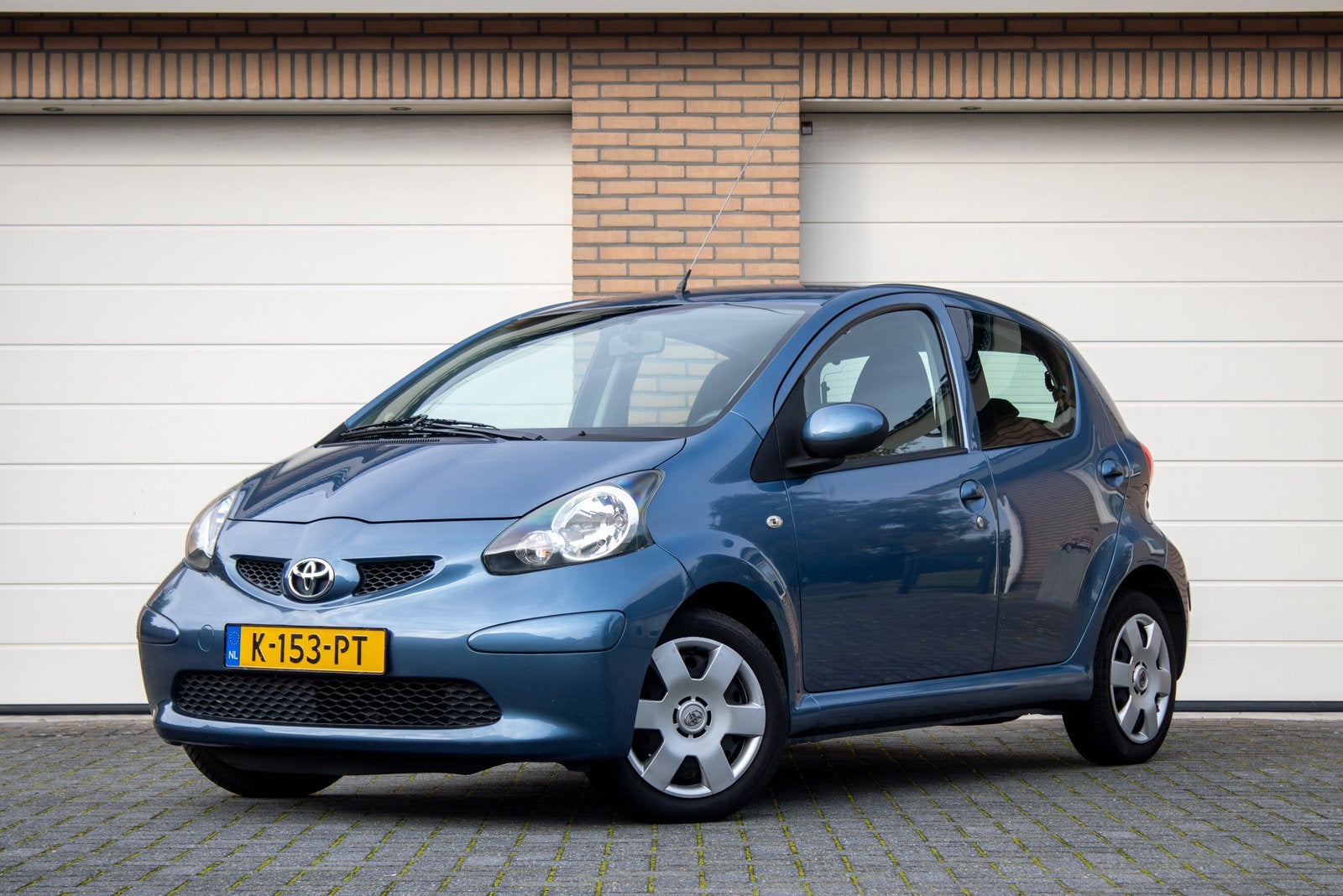Toyota Aygo 1.0 5Drs * Airco * Apk 10-2027, Voorwielaandrijving, Stof, 68 pk, Handgeschakeld
