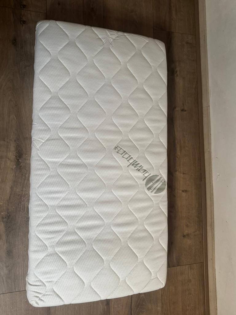 Ledikant matras 60x120, Ophalen, 190 cm of minder, Zo goed als nieuw, Eenpersoons