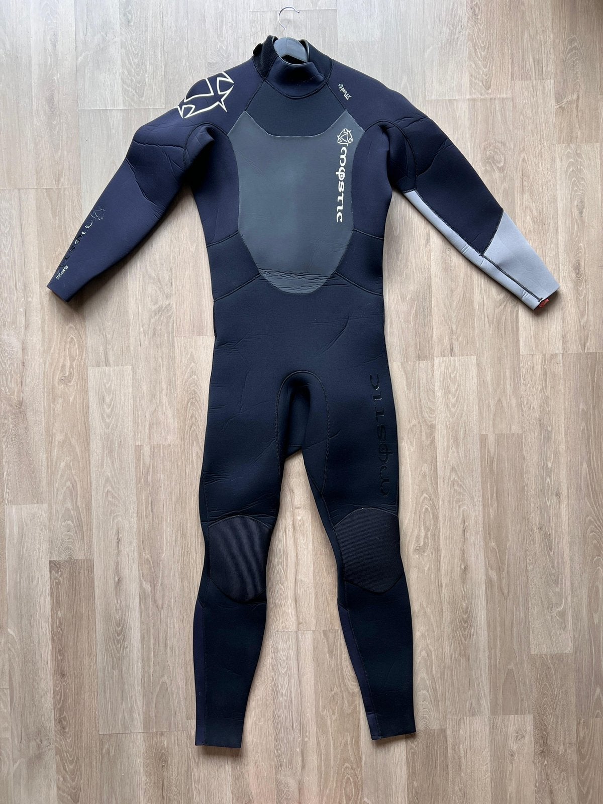 Mystic Wetsuit Man Maat L - 5/4 mm, Watersport en Boten, Watersportkleding, Wetsuit, Verzenden, ., Heer