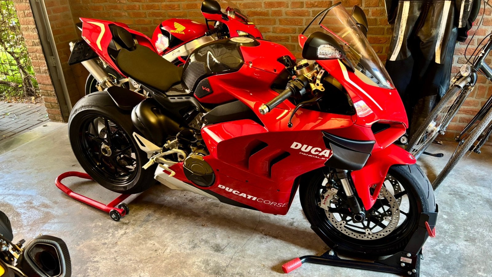 Ducati Panigale V4 2020 in zeer nette staat, Traction Control, Occasion, 4 cilinders, Motorrijbewijs A