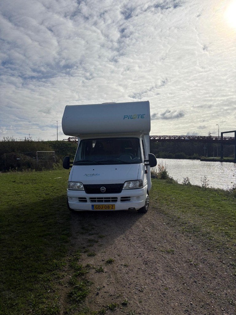 Foto 4 van Fiat Ducato Pilote 600A – 6 persoons camper – 65.000 km