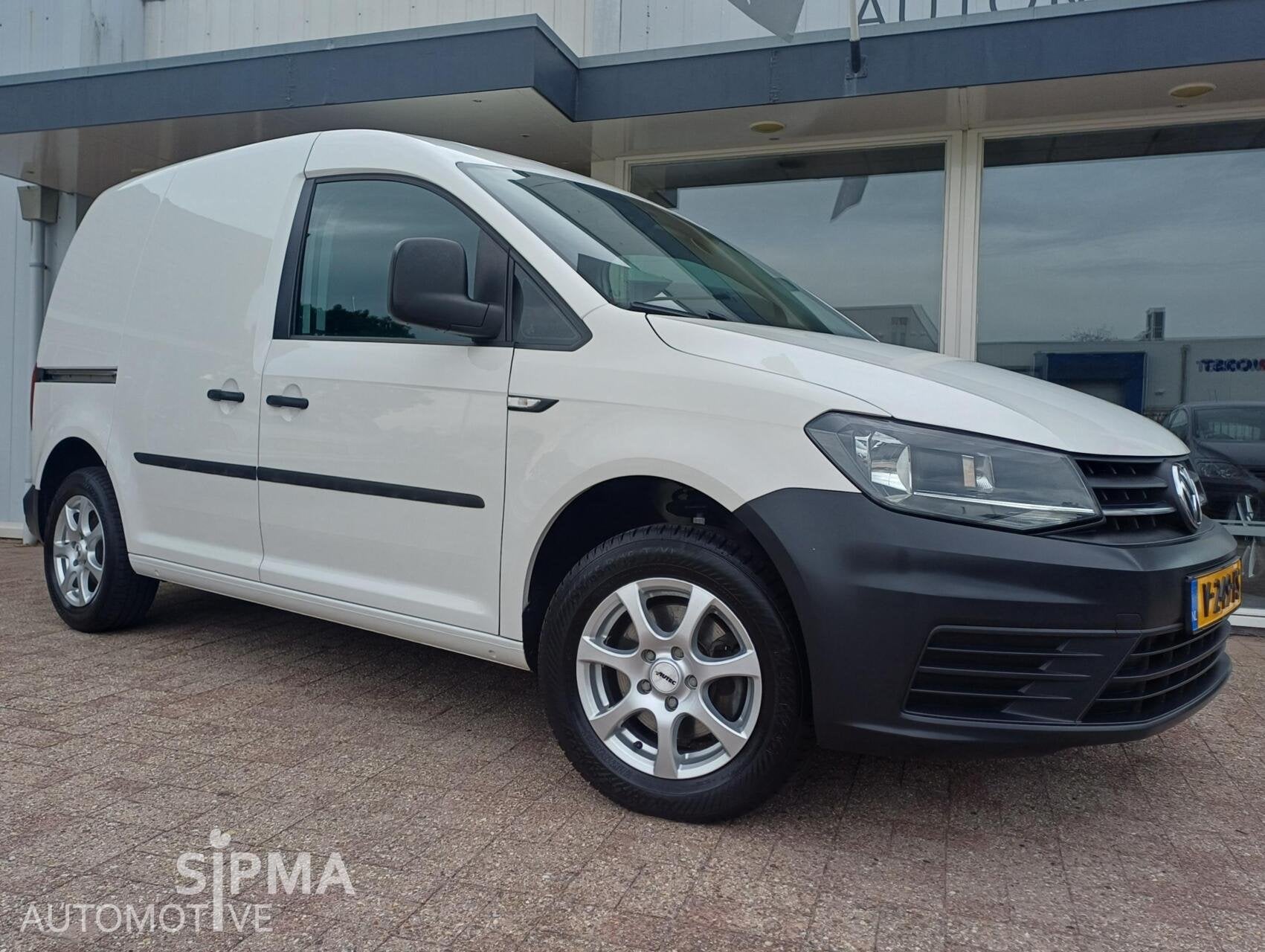 VW Caddy 1.6TDI DSG 102pk Comfortline/PDC/Ladderklep/101dkm/, Euro 5, Stof, Zwart, 4 cilinders