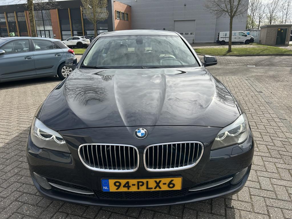BMW 5 Serie 523i High Executive 204PK LEER STOELVW NAP!, Auto's, BMW, Euro 5, Gebruikt, 2000 kg, 2996 cc