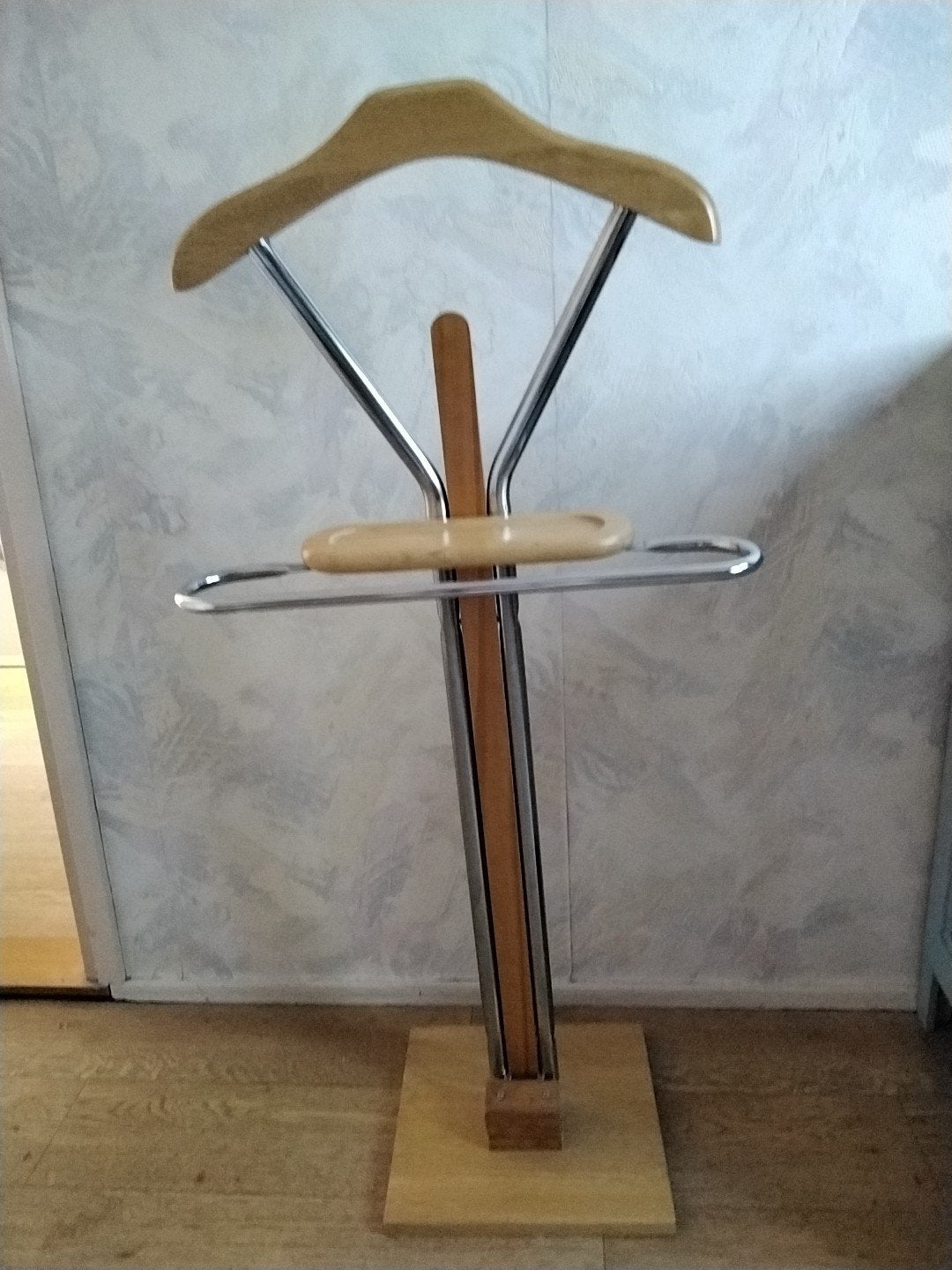 Stijlvolle Kledingstandaard / Valet Stand Hout & Metaal, Ophalen, Gebruikt, 100 tot 150 cm, Staande kapstok