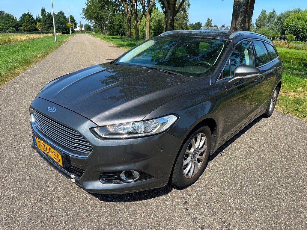 Ford Mondeo Wagon 1.6 TDCi Titanium|panoramadak|rijdt super, Auto's, Ford, Voorwielaandrijving, Euro 5, Stof, Gebruikt