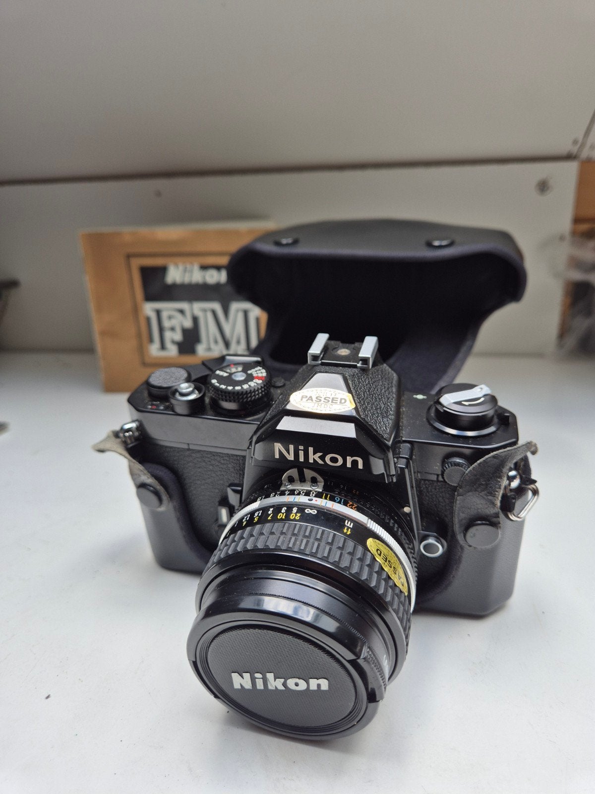 Nikon FM camera met 50mm f/1.8 lens (nieuwe foto's), Audio, Tv en Foto, Fotocamera's Analoog, Ophalen of Verzenden, Nikon