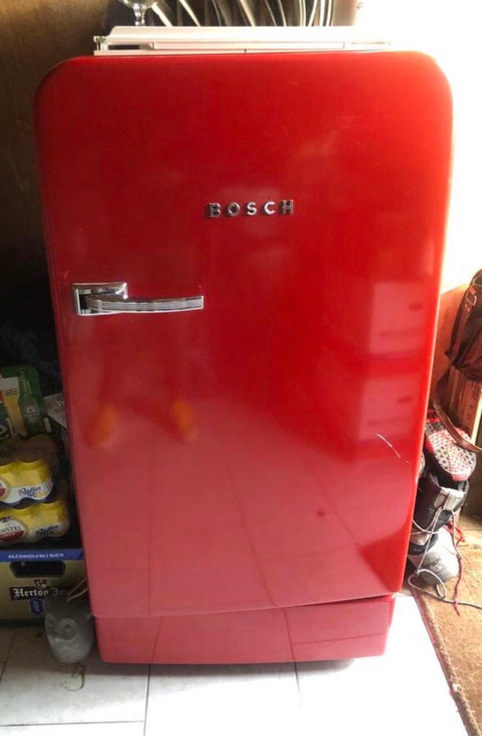 Bosch Retro Koelkast Rood - Kan nog een ronde mee!, Witgoed en Apparatuur, 85 tot 120 cm, 75 tot 100 liter, Ophalen of Verzenden