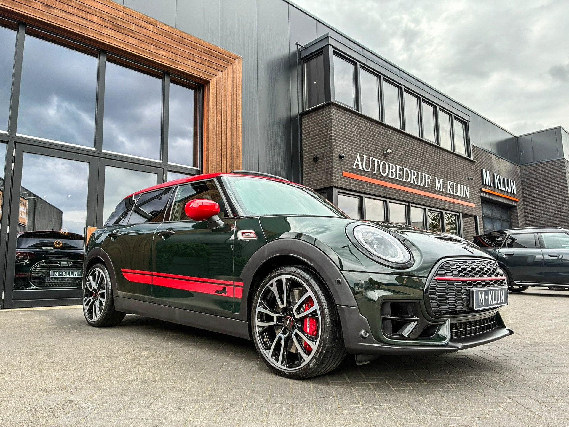 Mini Mini Clubman 2.0 JCW ALL4 John Cooper Works f1 aut 306p, Auto's, Mini, Gebruikt, 4 cilinders, Met garantie (alle), Vierwielaandrijving