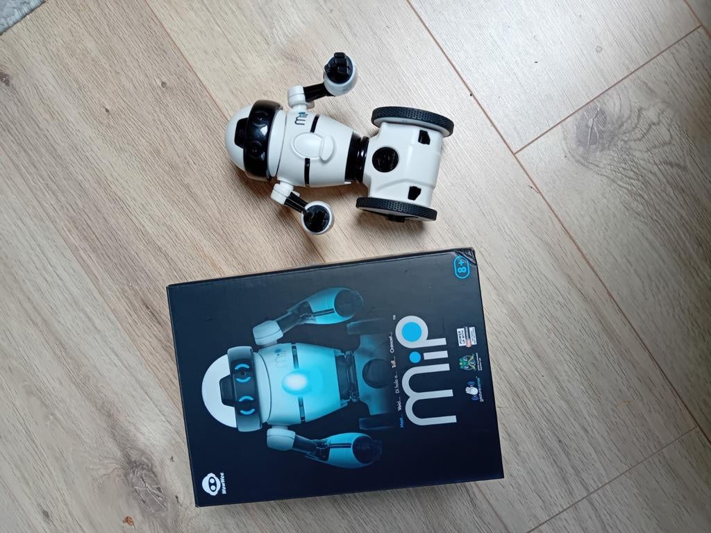 MiP Robot - Interactieve Balancerende Robot met App, Ophalen of Verzenden, Zo goed als nieuw, Jongen of Meisje