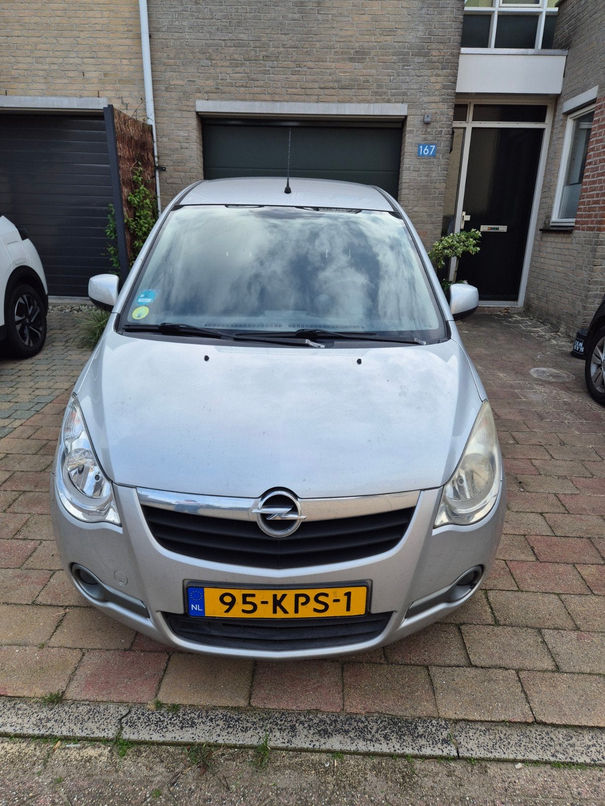 Opel Agila 1.2 16V AUT 2010 Grijs, Auto's, 40 €/maand, 4 cilinders, Origineel Nederlands, Particulier