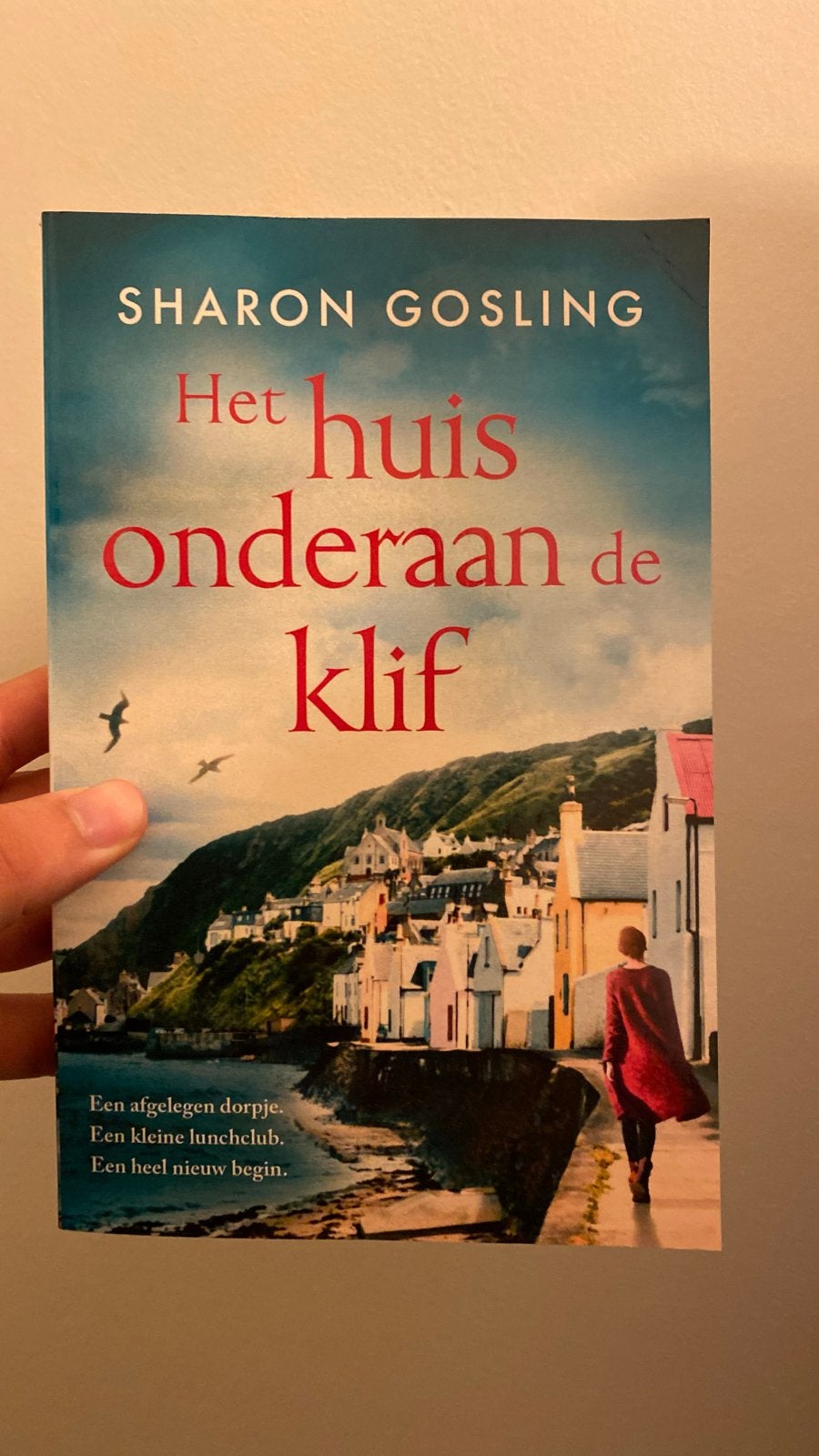 Het huis onderaan de klif - Sharon Gosling, Ophalen of Verzenden, Zo goed als nieuw, Europa overig