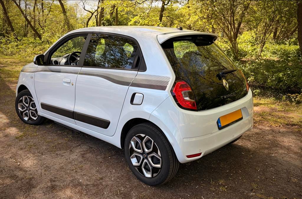 Renault Twingo R80 Electric 82pk 2022 Wit, Auto's, Renault, Automaat, 37 €/maand, 4 stoelen, Wit