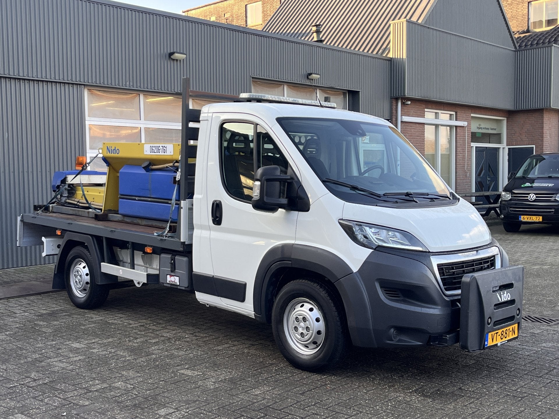 Peugeot Boxer 2.2 HDI Heavy Winterdienst Zoutstrooier Nido O, Voorwielaandrijving, Euro 5, Zwart, 4 cilinders