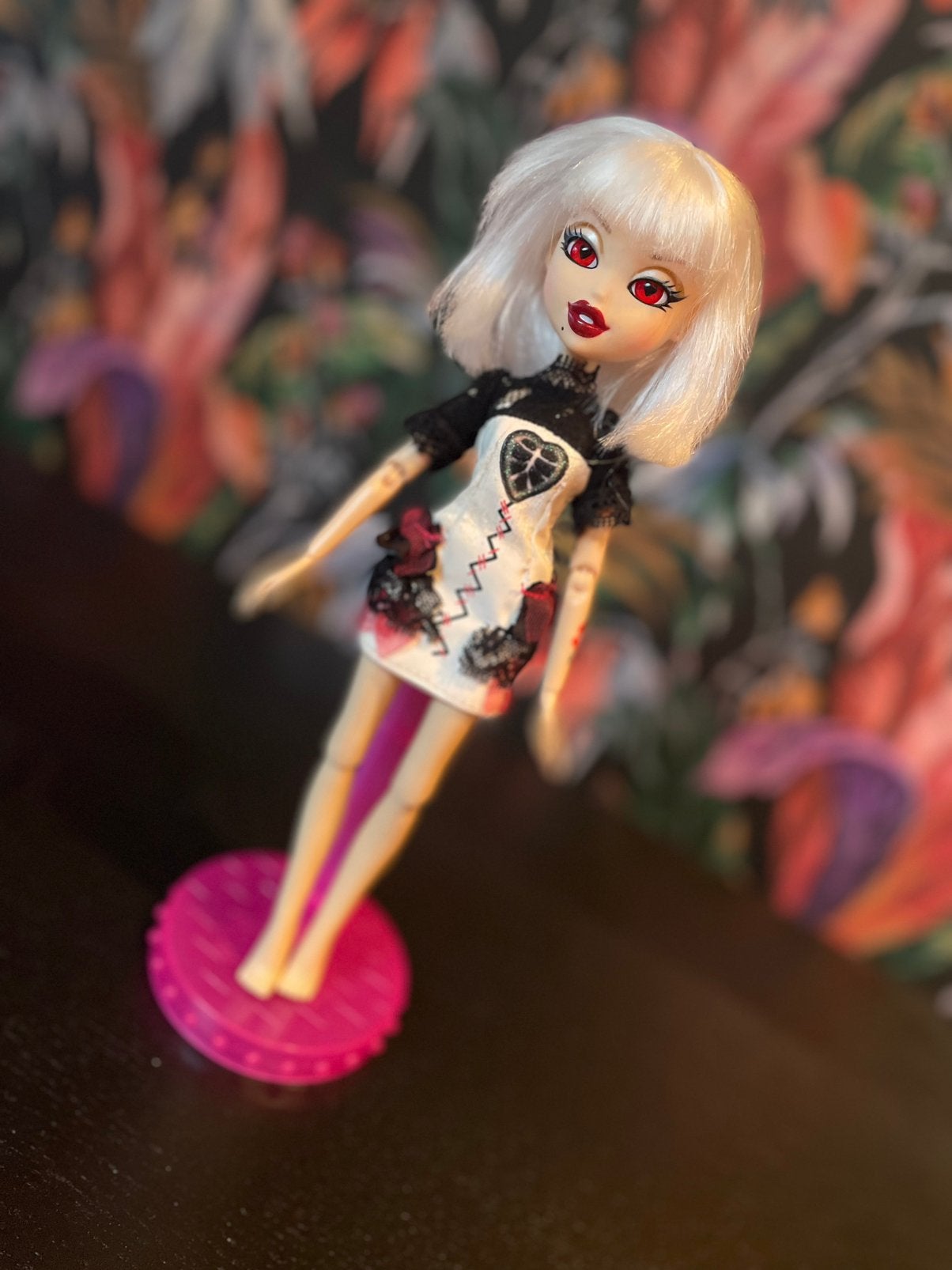 Bratz Bratzillaz Jade J´Adore, Ophalen of Verzenden, Gebruikt, Barbie