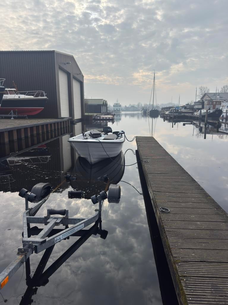 Nordic 6020 visboot + Lowrance Hook Reveal 9 + trailer, Ophalen of Verzenden, Zo goed als nieuw