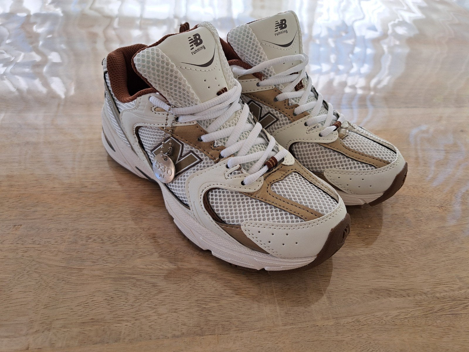 Nieuwe New Balance 530 sneakers - Maat 40 (draagmaat 39), Kleding | Dames, Schoenen, Wit, New Balance, Nieuw, Ophalen of Verzenden