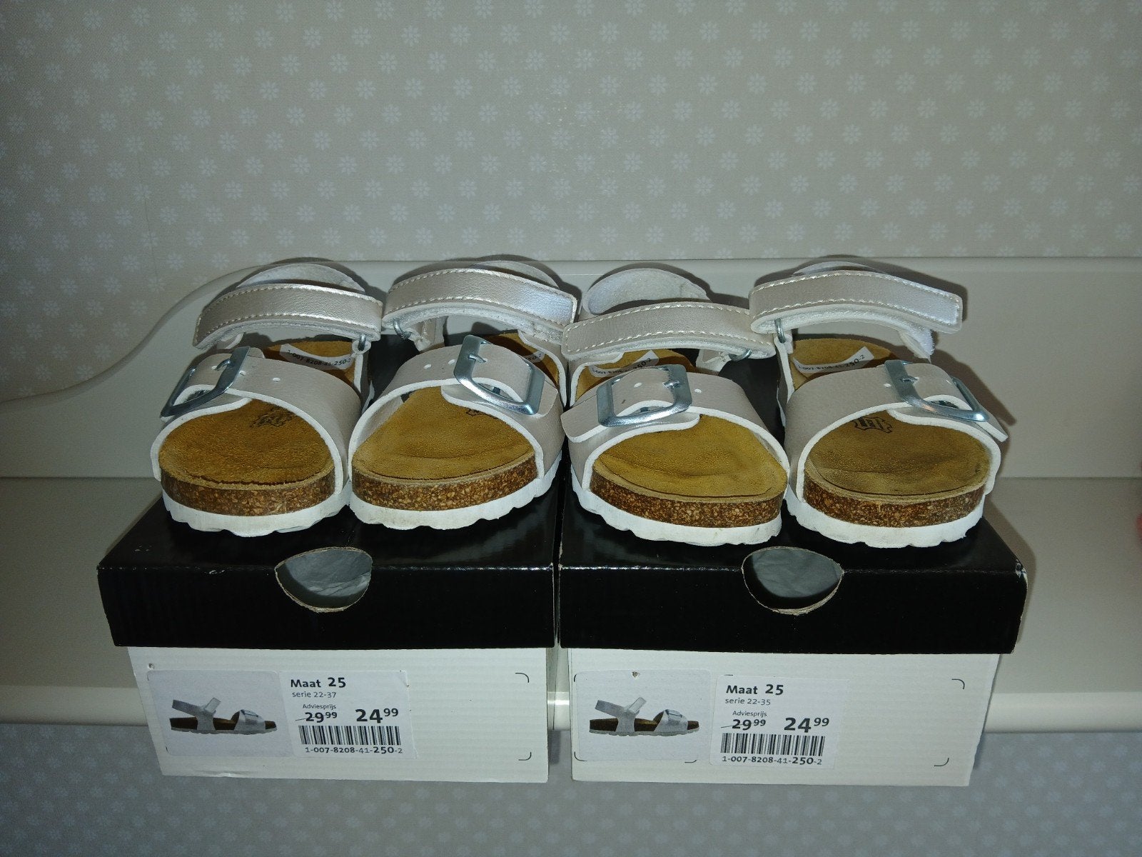 Sandalen Hush Puppies zilver tweeling, maat 25, Ophalen, Meisje, Hush Puppies, Overige typen