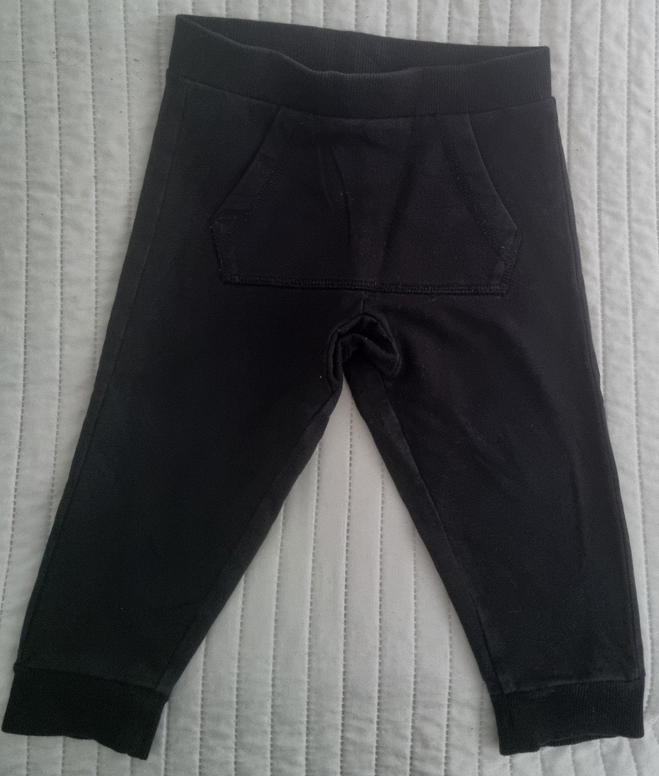 Moncler broekje zwart maat 80 merk broeken baby kleding, Zo goed als nieuw, Moncler, Broekje, Verzenden