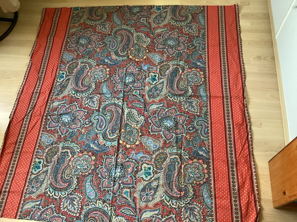Nieuwe lap katoen Oosterse stijl Paisley motief 1,57 x 1,47m, Hobby en Vrije tijd, Meerkleurig, 120 cm of meer, Nieuw, Ophalen of Verzenden