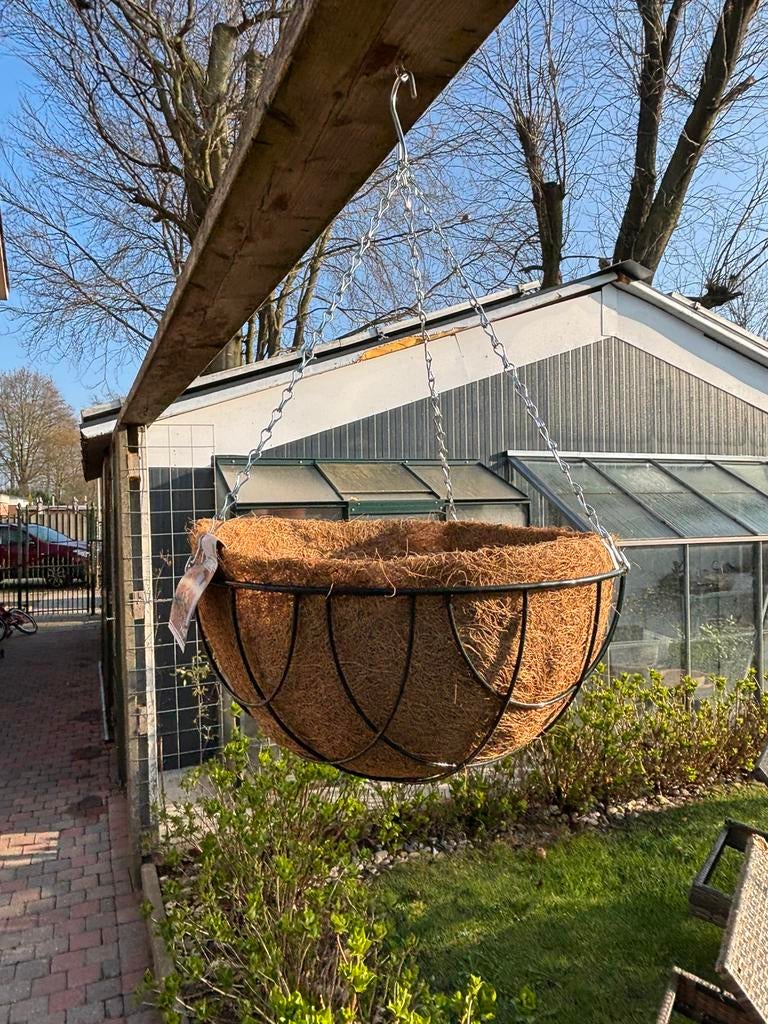 Meerdere hanging baskets te koop., Ophalen, Minder dan 30 cm, Minder dan 60 cm, Rond