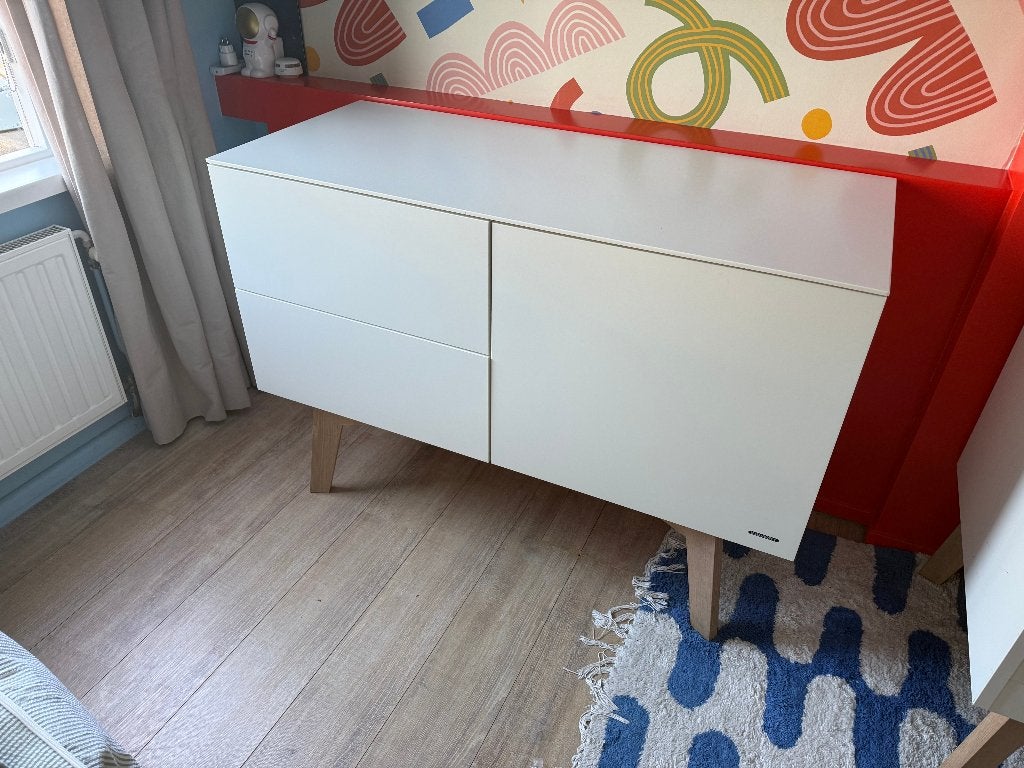 Kidsmill sixties commode | wit/eiken, Kinderen en Baby's, Kinderkamer | Commodes en Kasten, Ophalen, Gebruikt, 50 tot 70 cm, 100 cm of meer