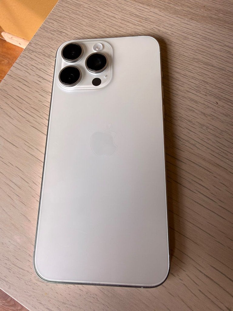 Apple iPhone 15 Pro Max 512GB White