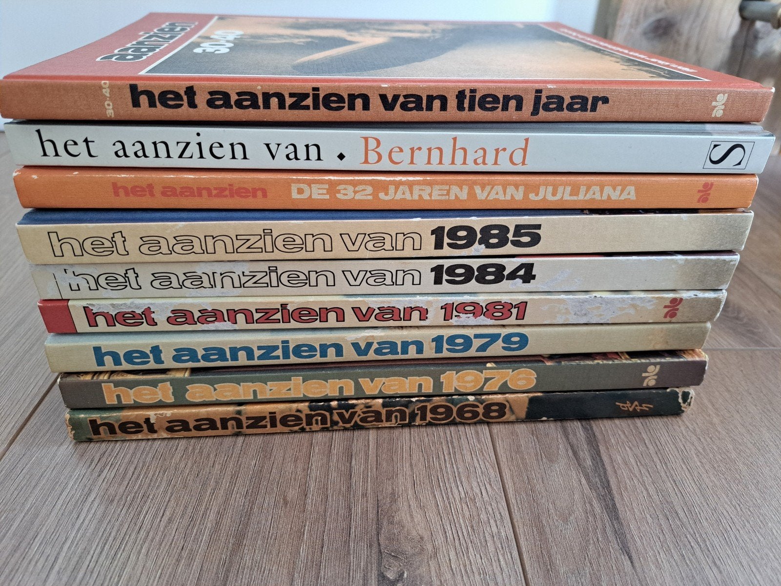Het aanzien van....., Ophalen of Verzenden, Zo goed als nieuw, Geschiedenis en Politiek