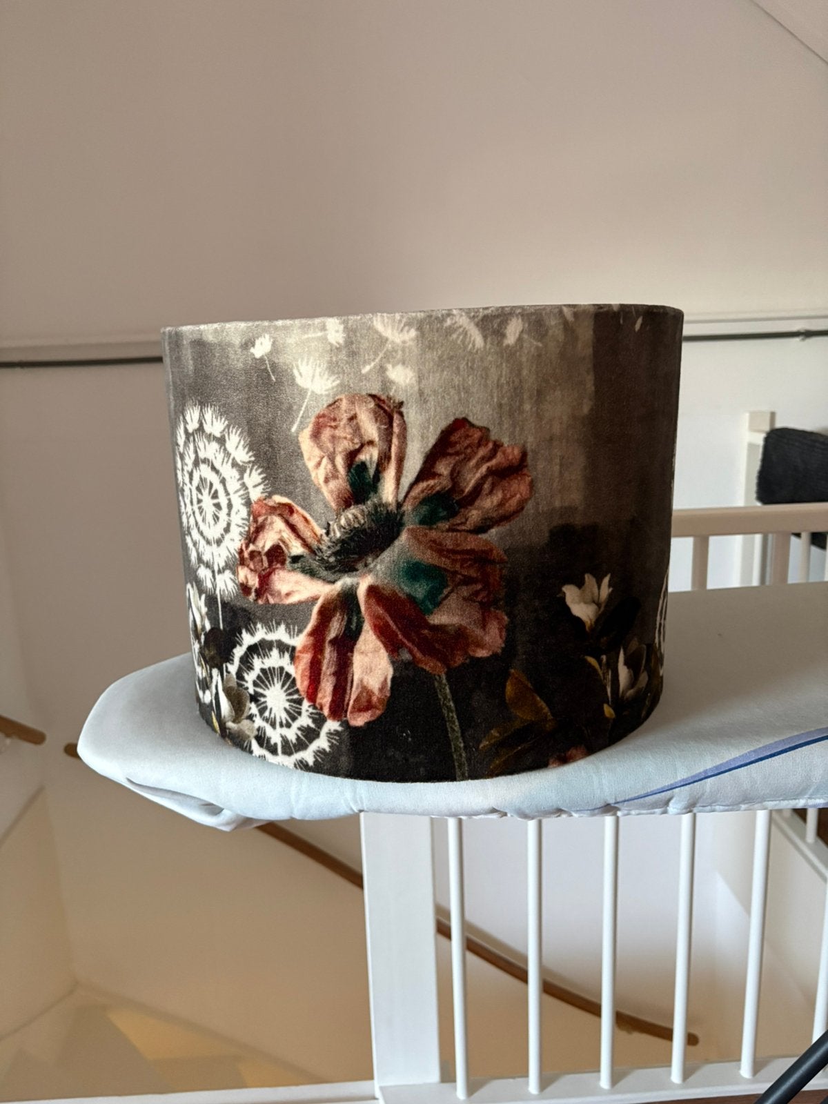 Lampenkap Imbarro 40x30, Ophalen, Zo goed als nieuw, Grijs, Rond