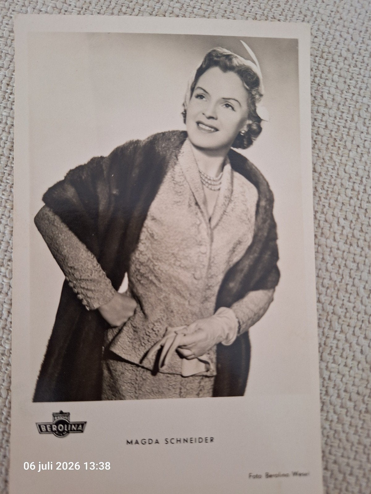 Magda Schneider,  moeder van Romy Schneider, Ophalen of Verzenden, Zo goed als nieuw, Film, Foto of Kaart