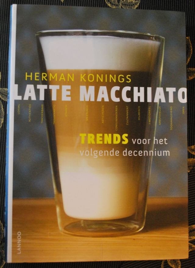 Latte Macchiato - Herman Konings -TRENDS- gesigneerd, Ophalen of Verzenden, Zo goed als nieuw, Overige onderwerpen